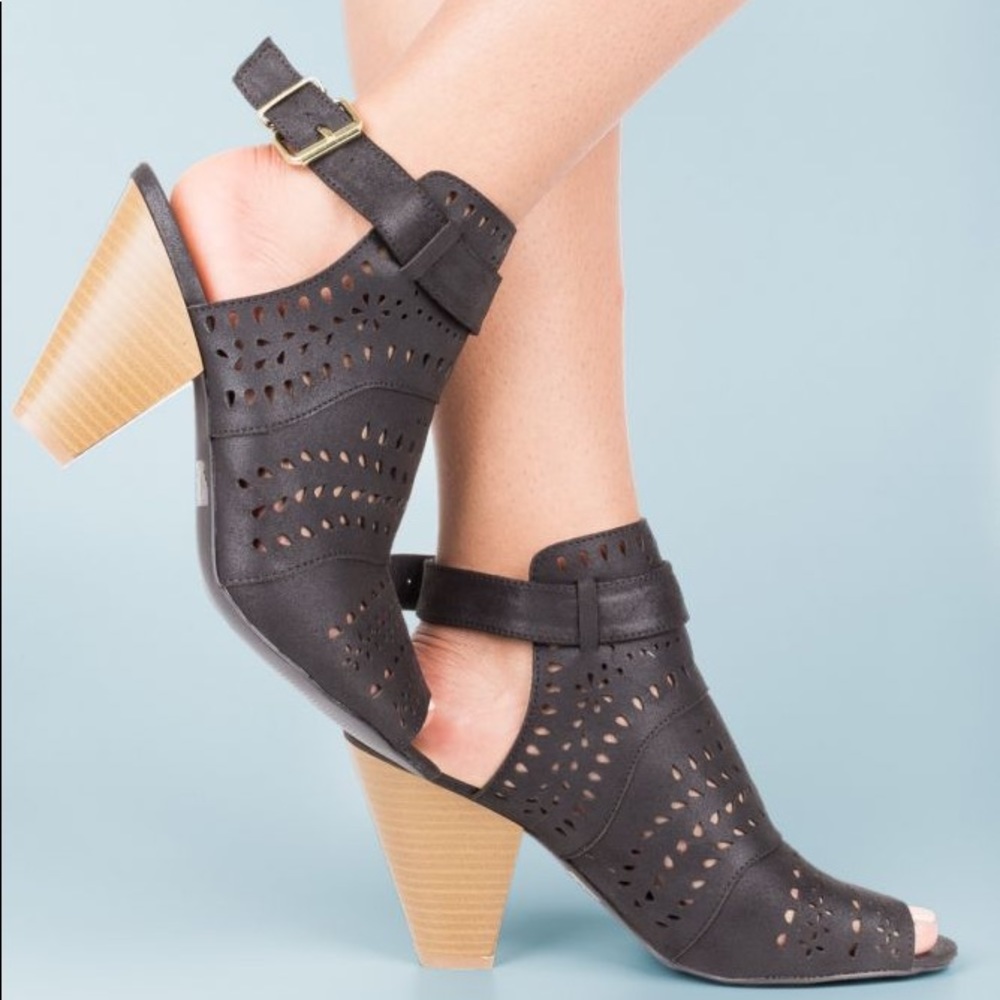 Black Laser Cut Slingback Mule Bootie - Picture 3 of 4